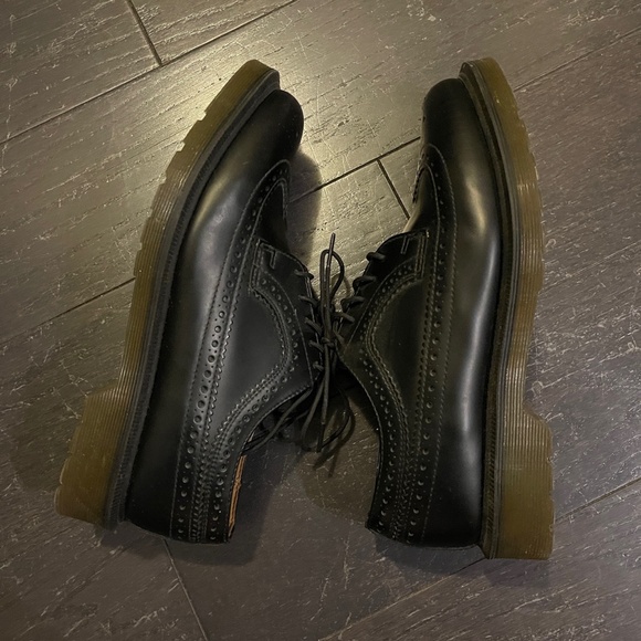 Dr Martens Unisex Shoes 3989 black Casual Oxford Wingtip Brogue Leather USM7/ 39 - Picture 6 of 9